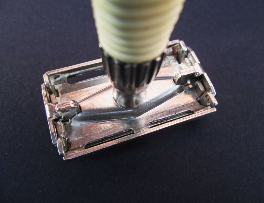 Antiga (60's) GILLETTE Slim Twist Maquina de Barbear com Lamina