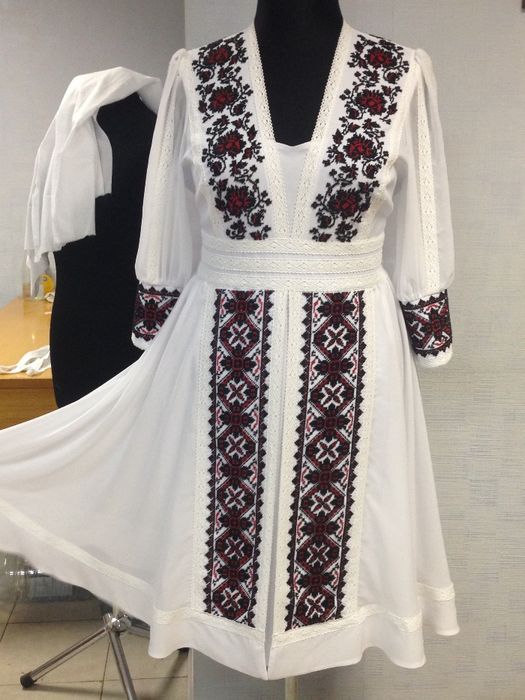 Невероятное платье вышитое бисером! Свадьба, выступления! 52-54р.