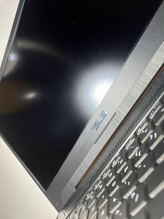 Asus TUF Gaming FX505DV.