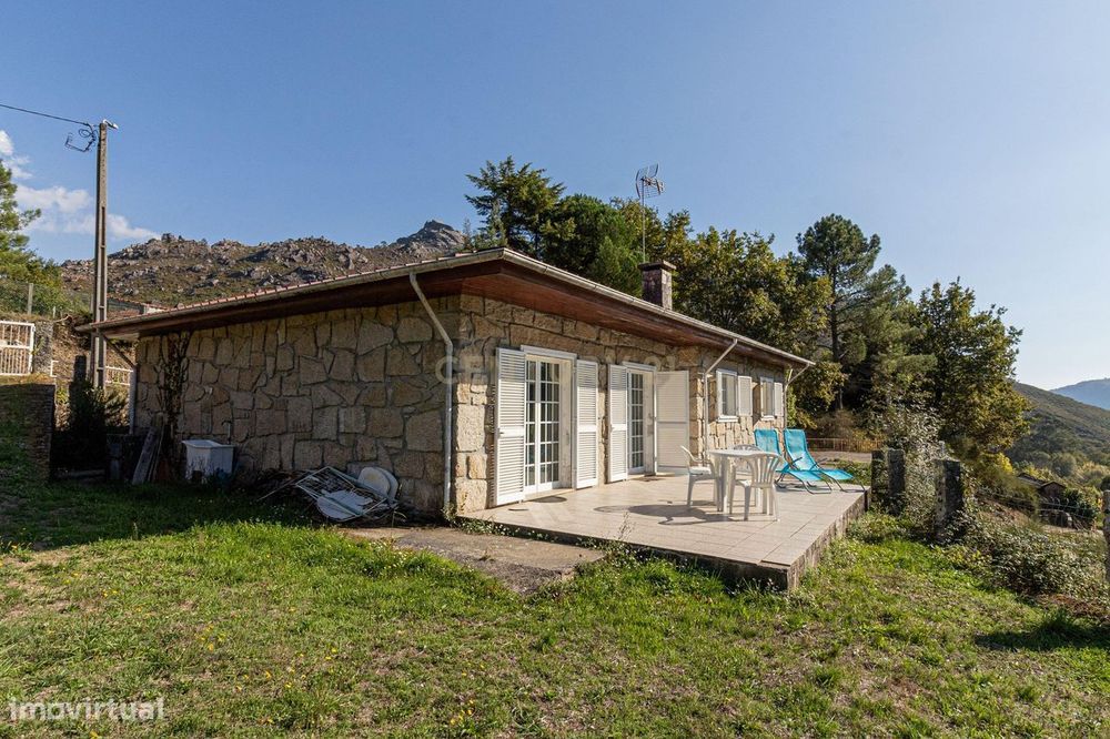 Casa Térrea na zona do Gerês / Braga –7.000 m² de terreno Plano