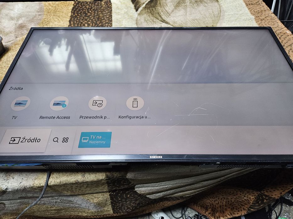 Telewizor 43" 4k Samsung smart tv YouTube Netflix dvbt2 hevc