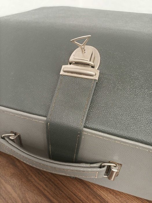 Máquina de escrever Erika model 30