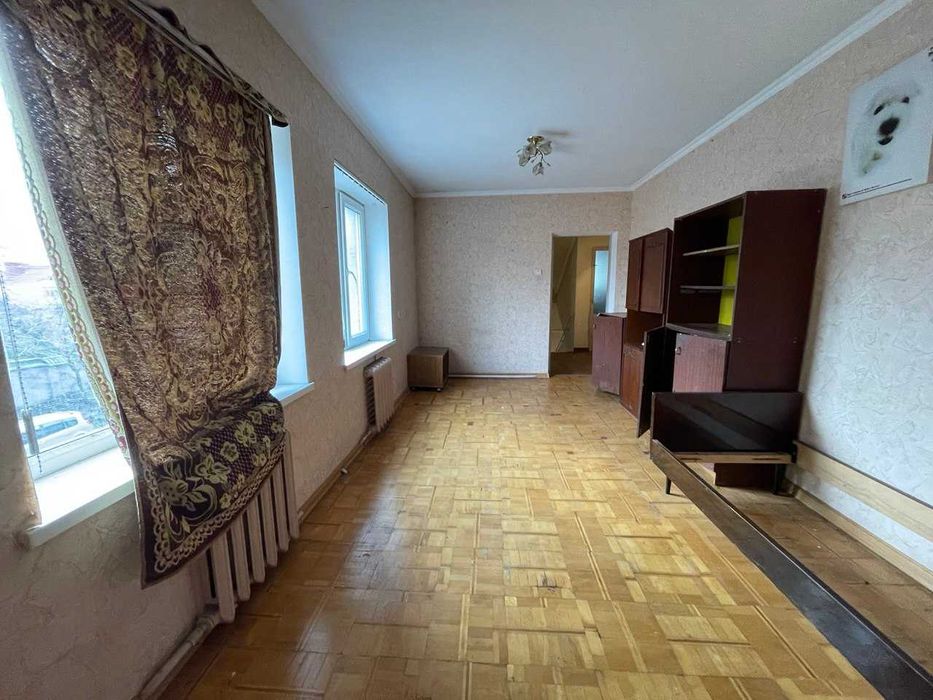 Здається 2 поверх будинок 400 м2 3 рівні, гараж,підвал Ракетне Урочище