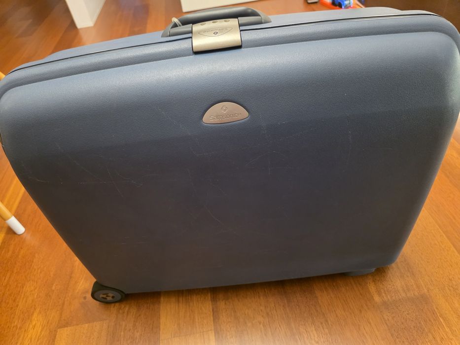 Malas samsonite F'lite Wine Red e Petróleo Blue