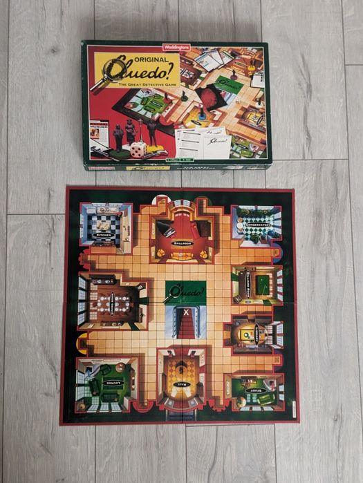 Настільна гра Cluedo (оригінал, Hasbro, 1996)
Продам класичну детектив
