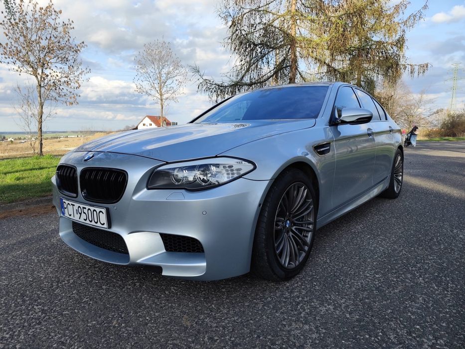 Bmw m5 f10 silverstone ii indywidual niski przebieg europa