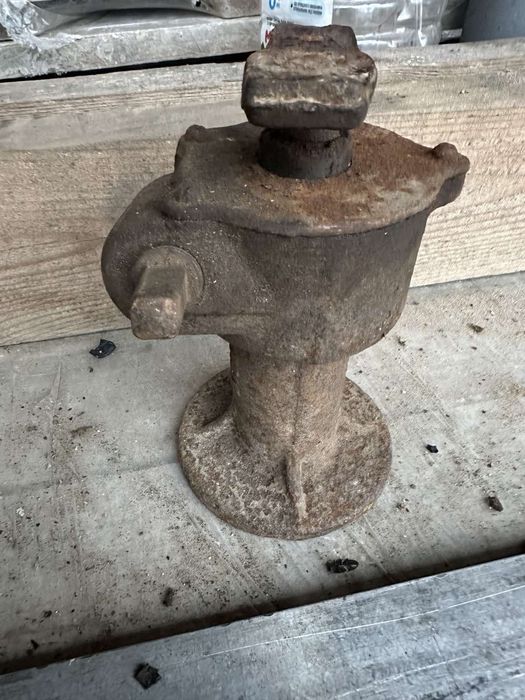 Продам домкрат Bilsyein