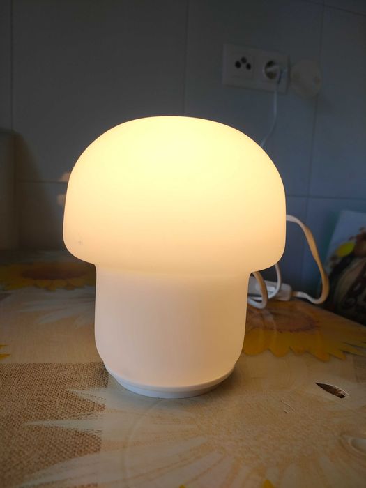 Candeeiro/ luz de presença quarto de criança