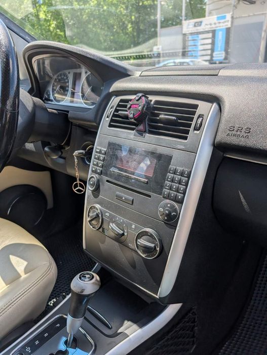 Mercedes-Benz B200, 2.0 дизель 2008 рік випуску