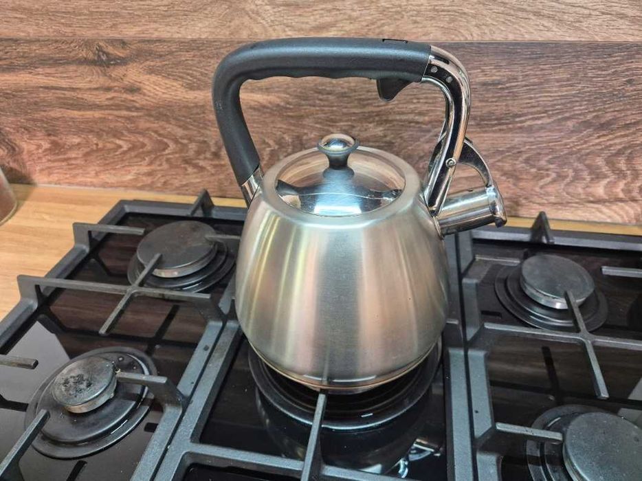 Mocny Trwały Czajnik Na Gaz Indukcja Stalowy Z Gwizdkiem 3L Srebrny