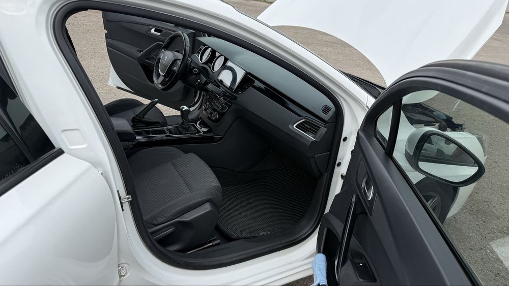 Peugeot 508 (універсал)
