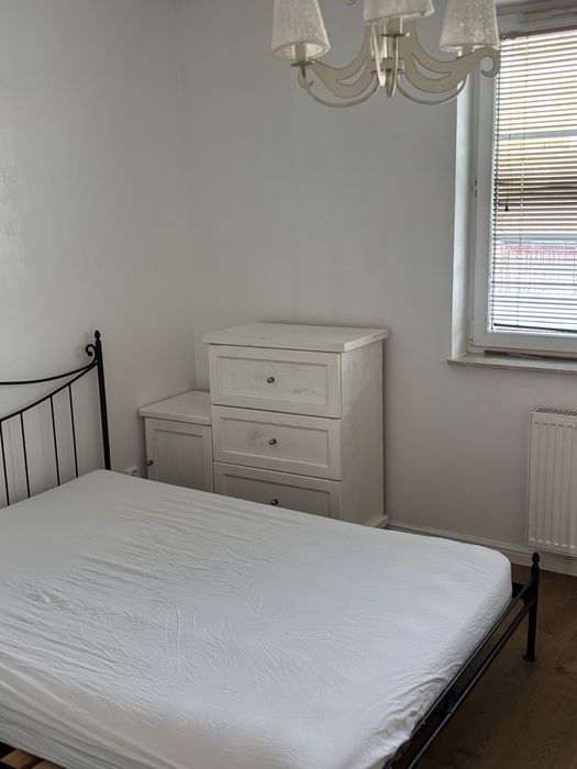 Sprzedam mieszjanie 2- pokojowe ,salon, łazienka ,kuchnis i  balkon w Kamionku - More