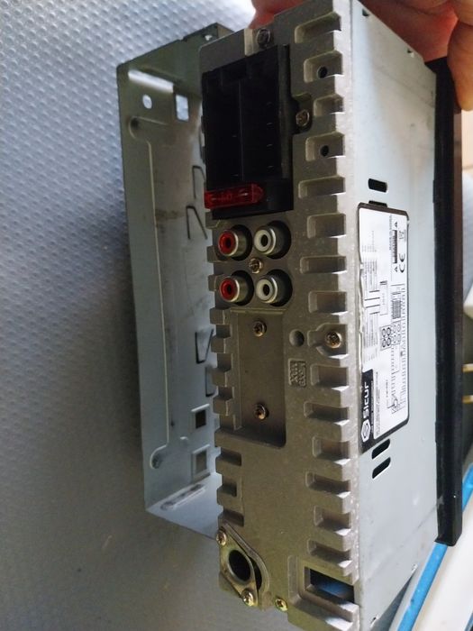 Auto radio digital  com leitor de cd impecavel