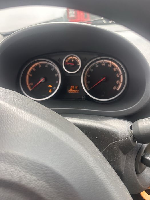 Opel corsa 2013 1.2