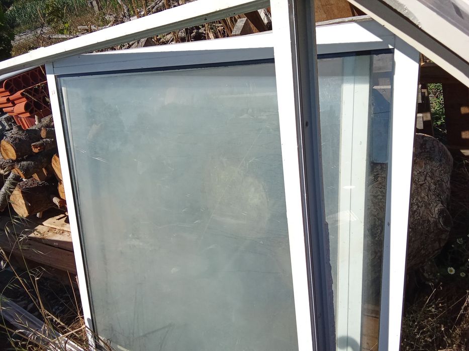 Janela alumínio branco