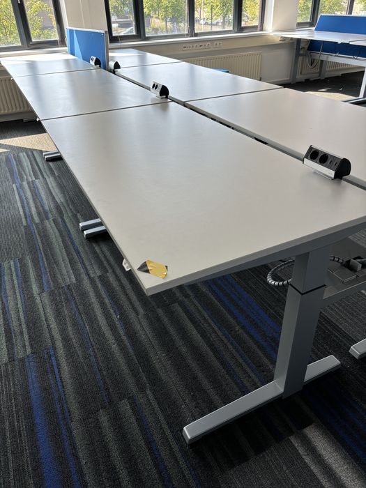 Biurko elektryczne Steelcase Wysokie