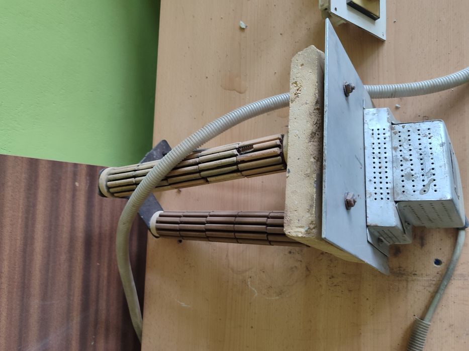 Wkład grzejny elektryczny do pieca kaflowego