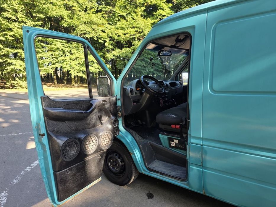 Mersedes sprinter 208