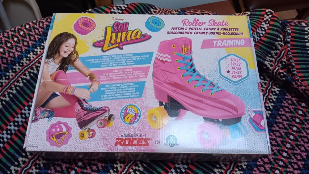 Patins Soy Luna novos com caixa