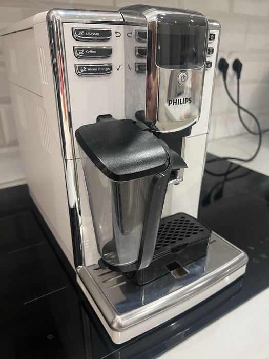 Ekspres do kawy Philips LatteGo EP5331