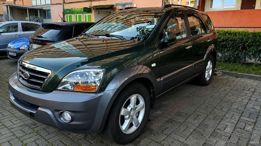 Kia Sorento Kia Sorento 2.5 CRDi 170 KM | Automat | 4x4 | CarPlay | Kamera Cofania