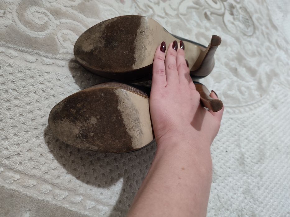 Buty wysokie skórzane szpilki platformy KAZAR 38 skóra naturalna