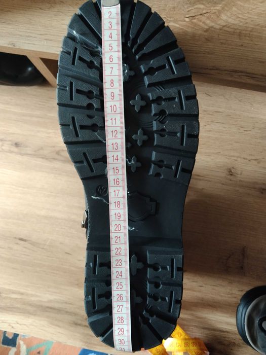 Продам мужскую обувь на широкую ногу