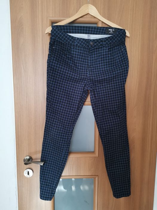 Urocze skiny damskie rozm 12