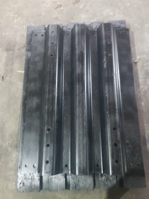 Гофра под седло сідло проставка гребенка МАН MAN ДАФ 106 DAF RENO РЕНО