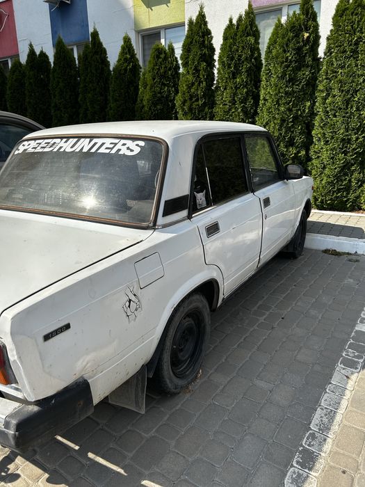 Жигули Ваз 2107 2001 год