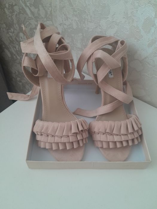 Стильные боссоножки