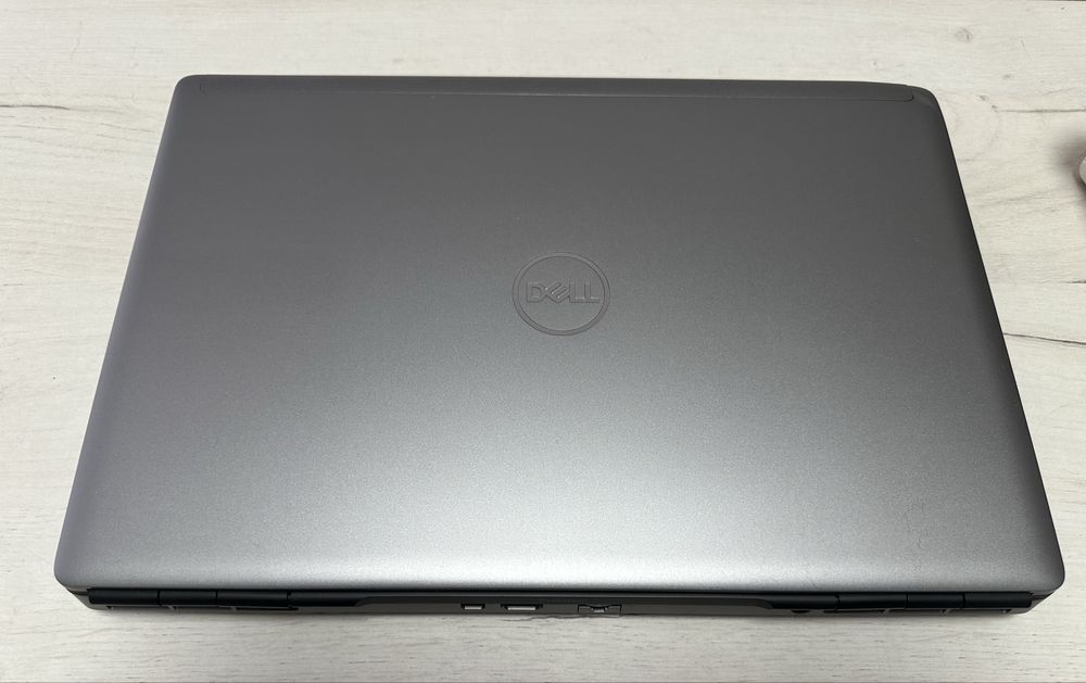 DELL Precision 7550 FHD IPS| i7-10850H|32 DDR4|SSD 512|NVIDIA 4Gb| LTE