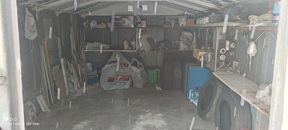 Продам гараж в гаражному кооперативі