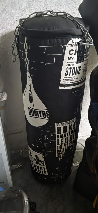 Material de Combate: Saco de Boxe Domyos + Escudo de Impacto Kohler