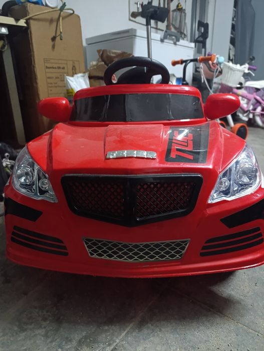 FEBER 12V carro criança Como novo!