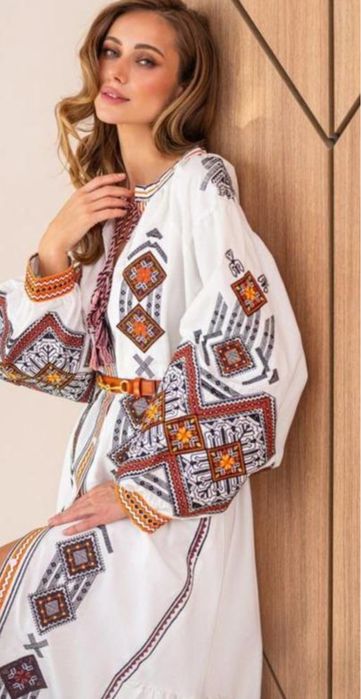 Вишиванка жіноча