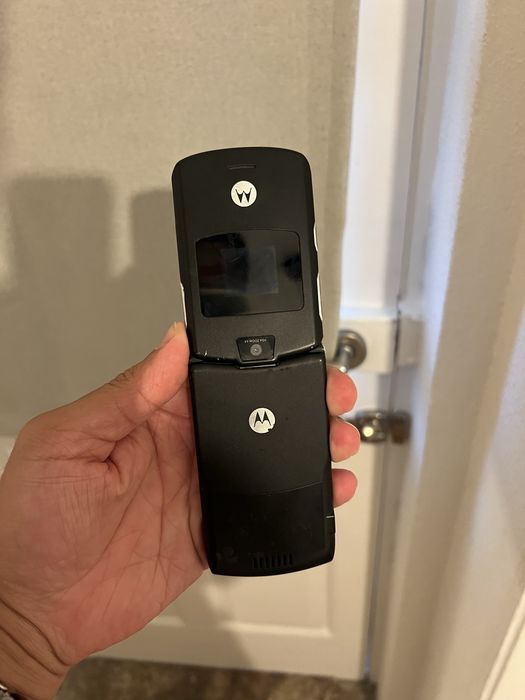 Motorola v3 muito bom