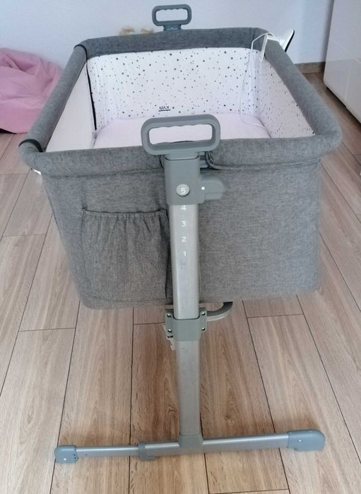 Łóżeczko dostawne