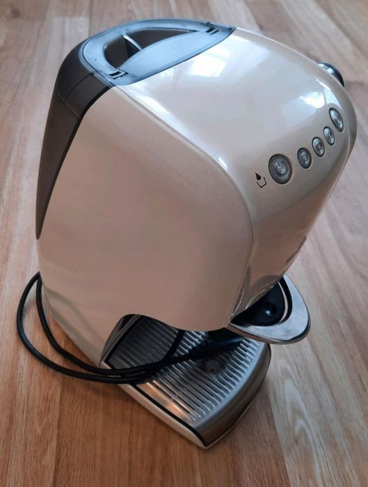 Кавомашина Tchibo Cafissimo з капучінатором