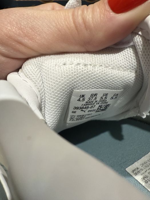 Жіночі Кросівки puma / adidas оригінал устілка 23,5