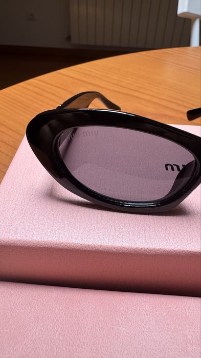 Oculos de Sol Miu Miu