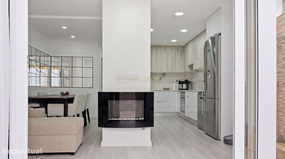 Apartamento T1 transformado em T2 no Fogueteiro, Amora