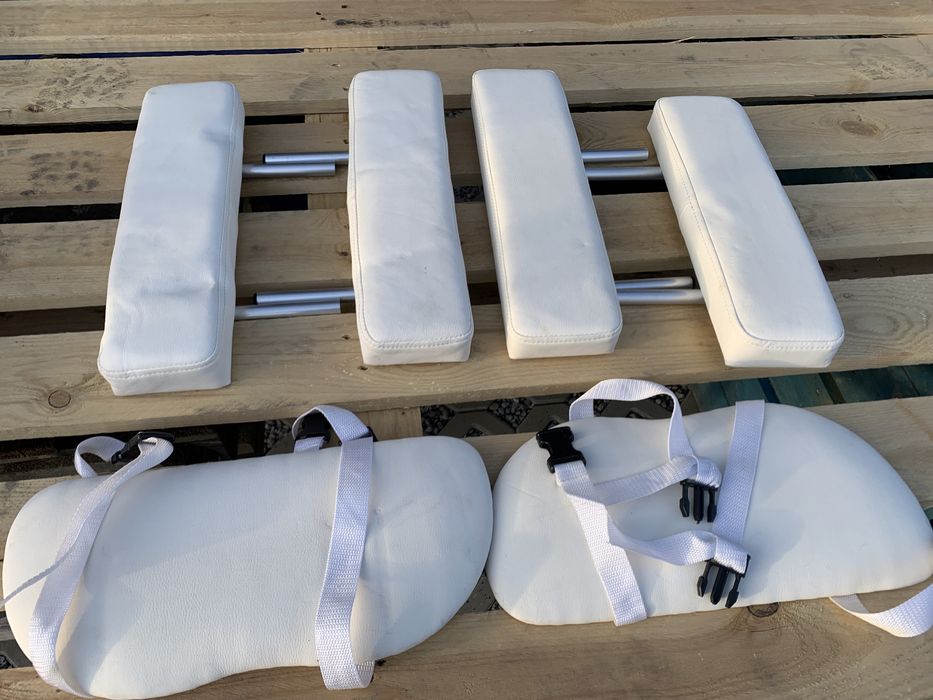 Akcesoria do stołu do masazu ,podlokietniki dwa komplety