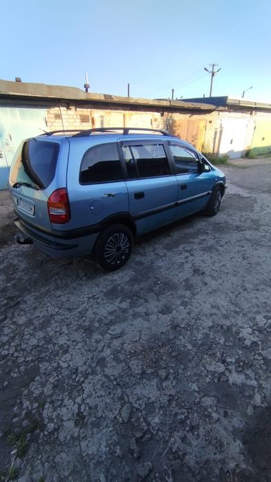 Опель Зафіра Zafira