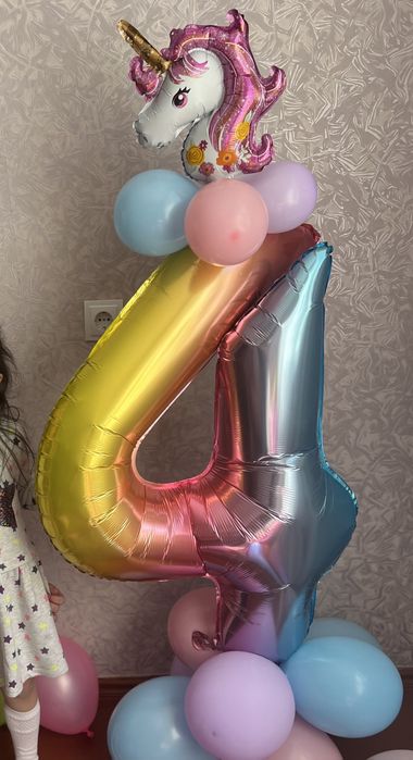 Фольгована кулька цифра 4