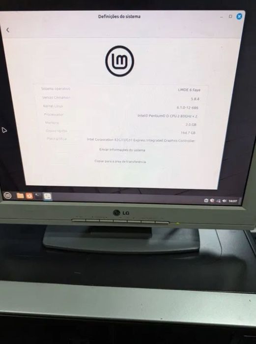 Desktop + Monitor (Intel PentinumDual 2.80GHzx2 + Monitor LG 15")