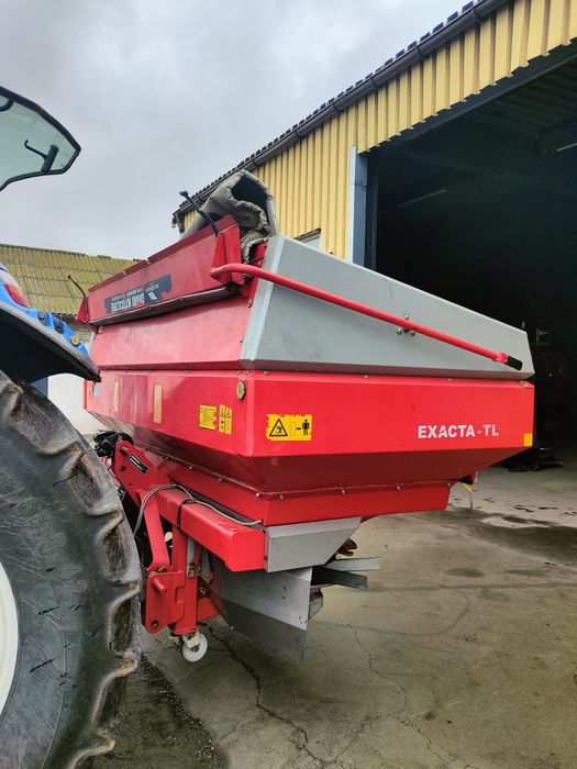 Rozsiewacz ACCORD EXACTA-TL z wagą i sterownikiem,Vicon,Amazone,Kuhn