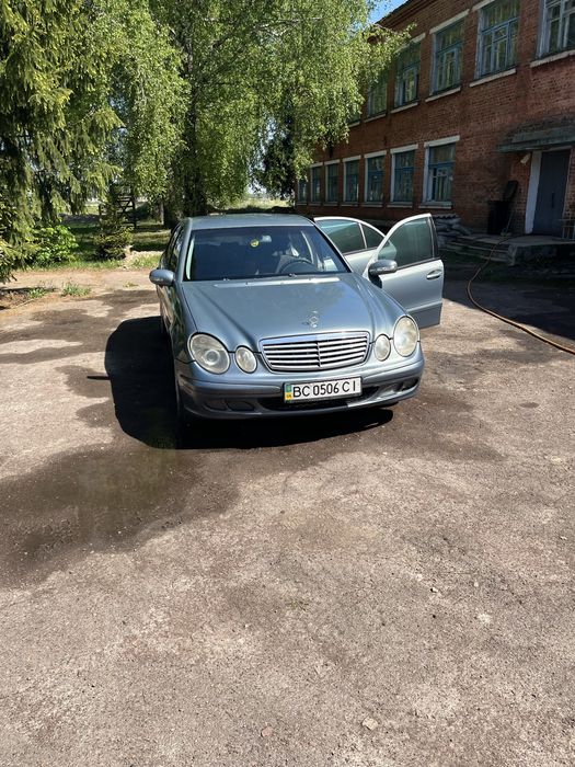 Продам Мерседес W211
