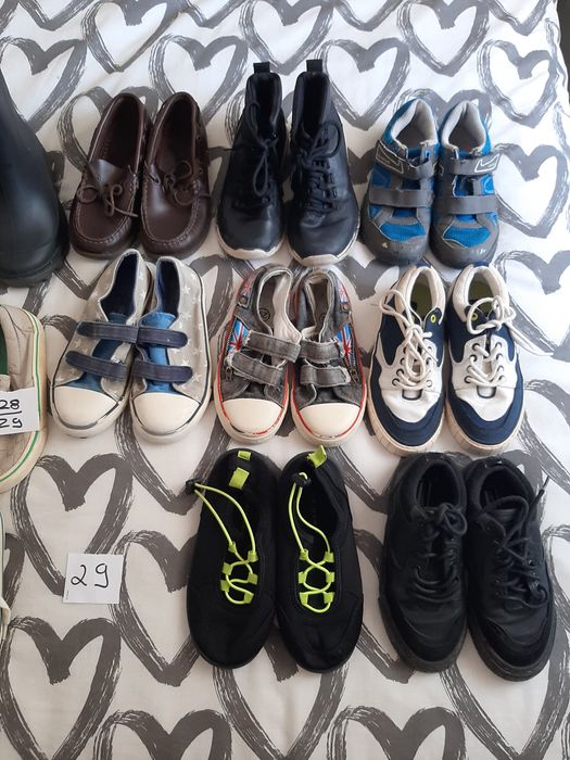Calcado número  28/29