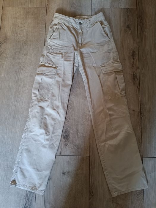 spodnie beżowe cargo